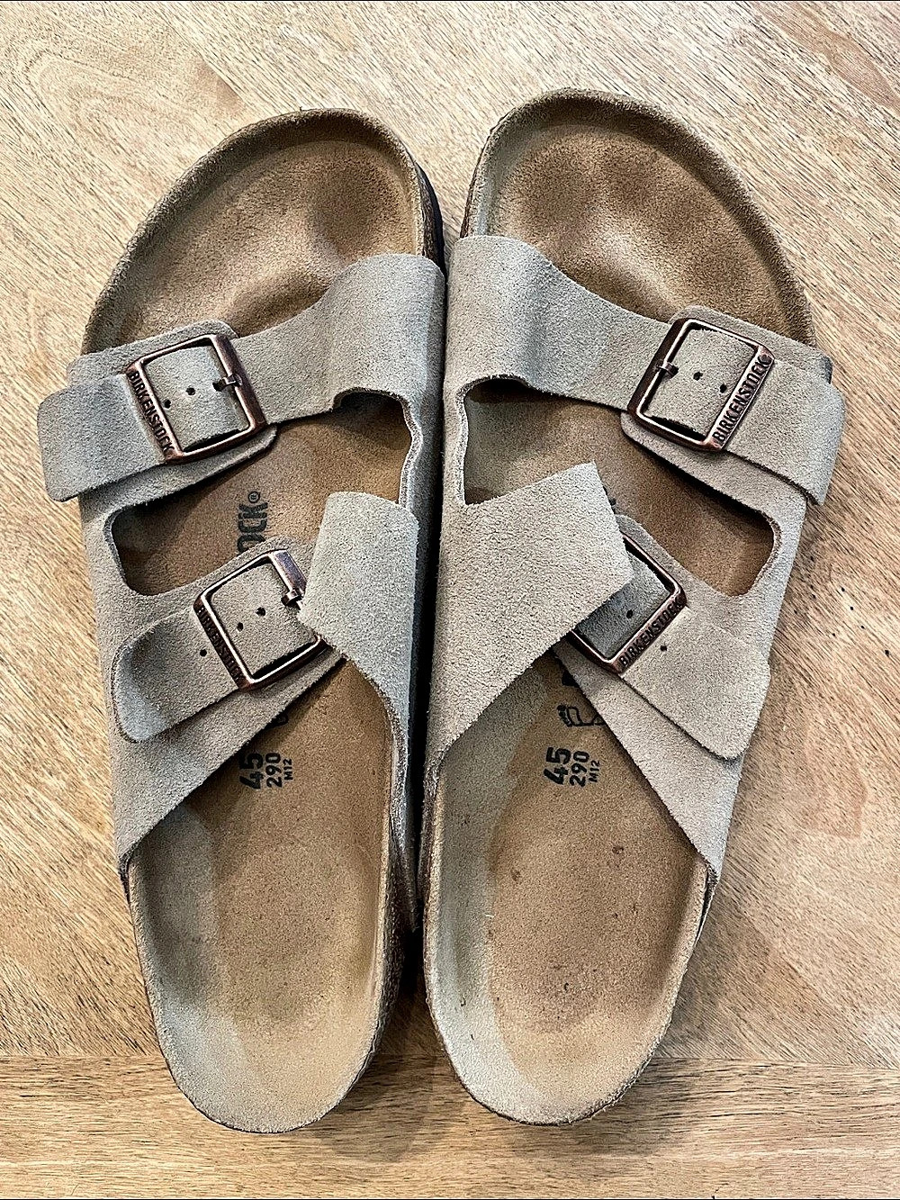 EUC Birkenstock Arizona Soft Footbed Taupe Beige Suede Sandals EU 45 12 12.5